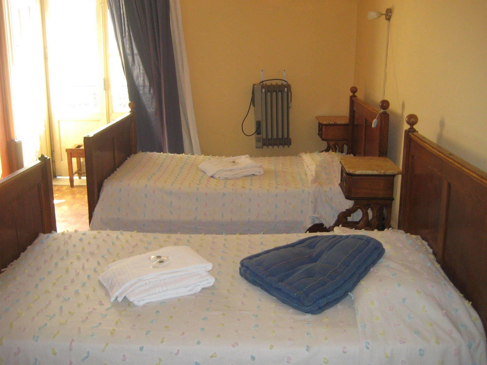 Hostel Avenida コインブラ エクステリア 写真