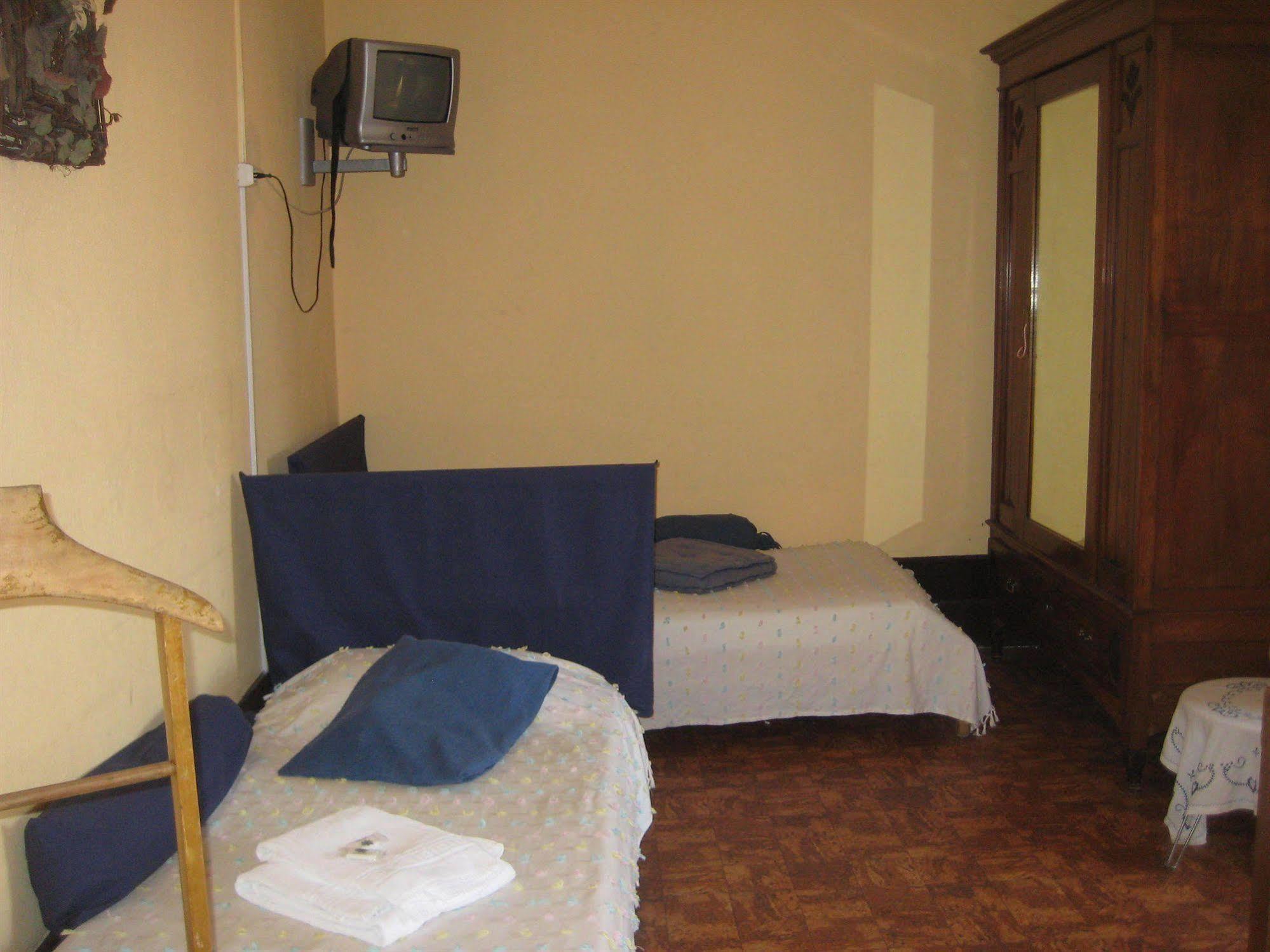 Hostel Avenida コインブラ エクステリア 写真